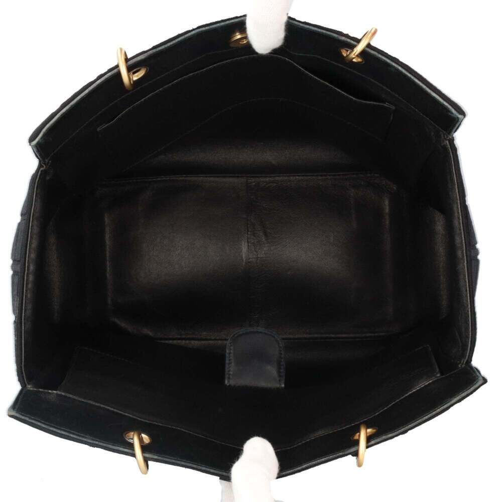 CHANEL Black Tote Bag - Picture 8 of 14